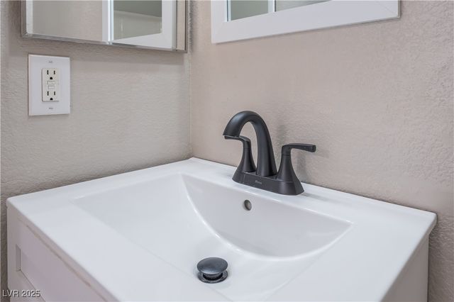 6170 East Sahara Avenue 1010, Las Vegas, NV 89142