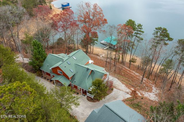 421 Norris Shores Drive, Sharps Chapel, TN 37866