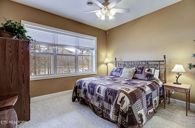 421 Norris Shores Drive, Sharps Chapel, TN 37866