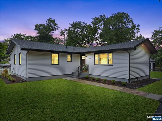 100 Pier Lane, Fairfield, NJ 07004