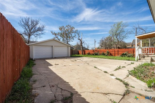 1008 E Main Street, Gatesville, TX 76528