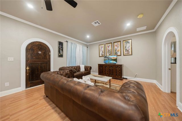 1008 E Main Street, Gatesville, TX 76528