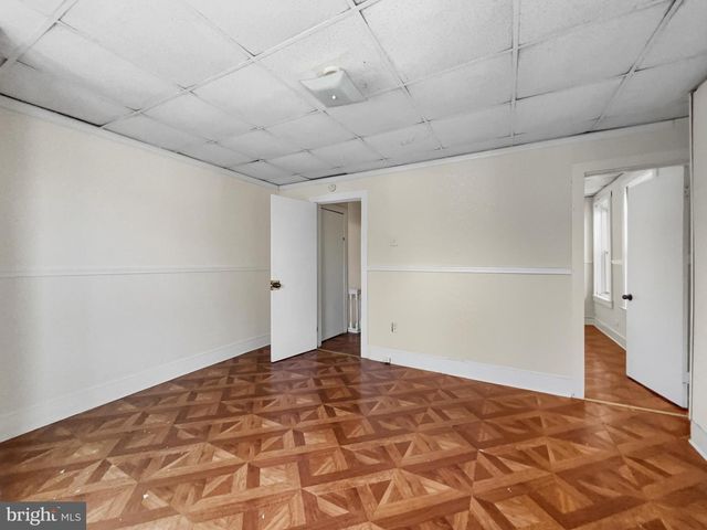 1102 PARKER ST, Chester, PA 19013