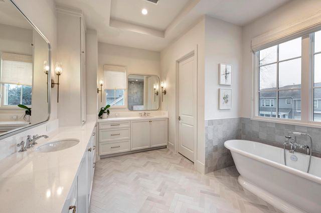 608 E 19th Street, Houston, TX 77008