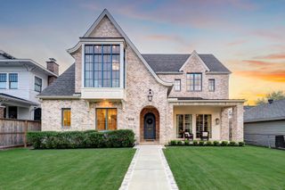 608 E 19th Street, Houston, TX 77008