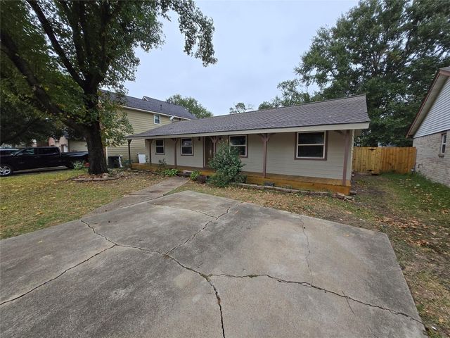 10470 Alcott Drive, Houston, TX 77043