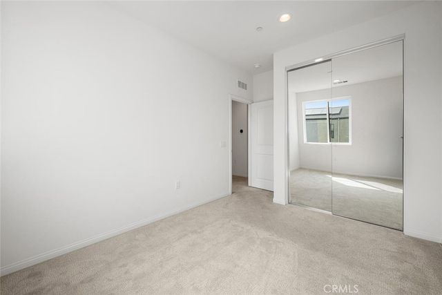 5860 LINDEN 8, Long Beach, CA 90805