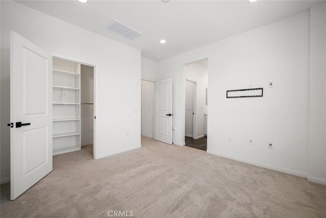 5860 LINDEN 8, Long Beach, CA 90805