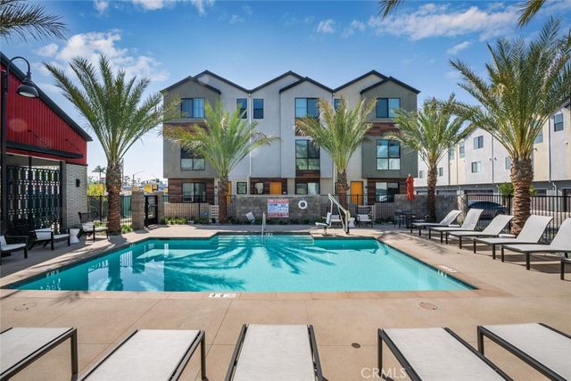 5860 LINDEN 8, Long Beach, CA 90805
