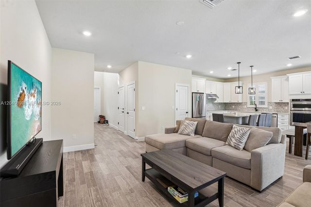 1636 Trailhead Terrace, Hollywood, FL 33021
