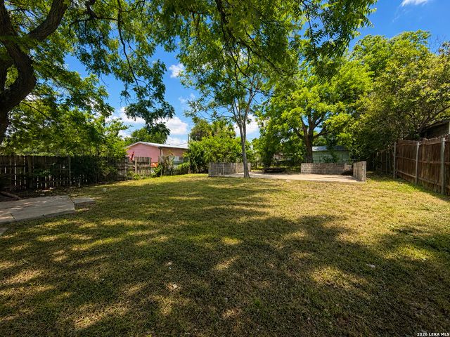 621 PORTER ST, San Antonio, TX 78210