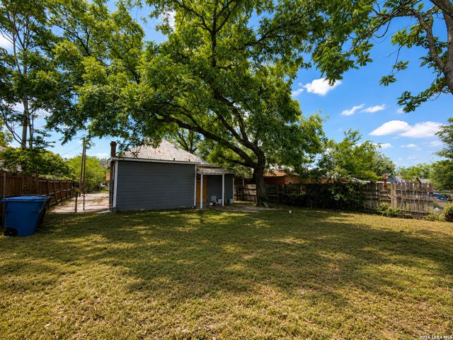 621 PORTER ST, San Antonio, TX 78210