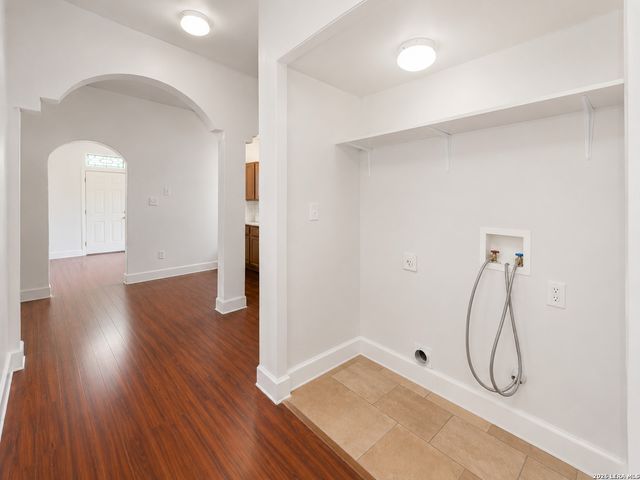 621 PORTER ST, San Antonio, TX 78210