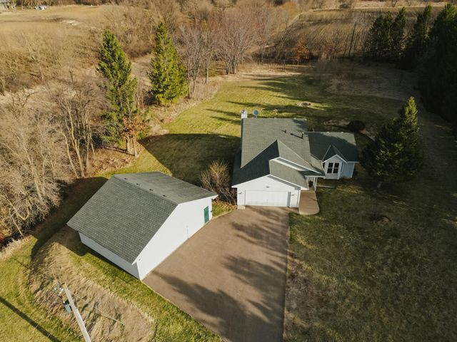 21250 Horseshoe Trail, Hamel, MN 55340