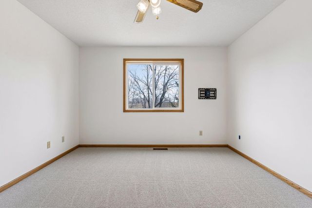 21250 Horseshoe Trail, Hamel, MN 55340