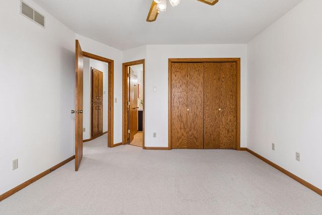 21250 Horseshoe Trail, Hamel, MN 55340