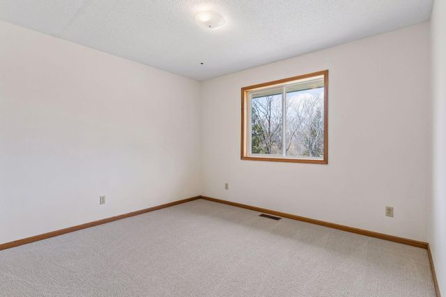 21250 Horseshoe Trail, Hamel, MN 55340