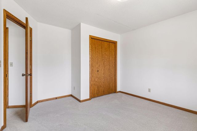 21250 Horseshoe Trail, Hamel, MN 55340