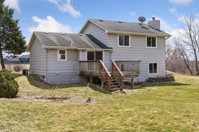 21250 Horseshoe Trail, Hamel, MN 55340