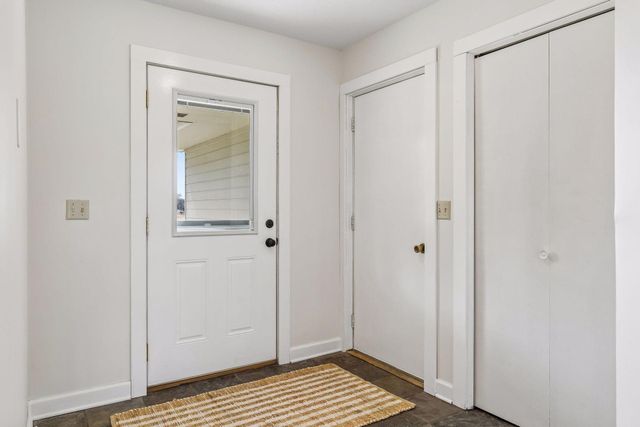 21250 Horseshoe Trail, Hamel, MN 55340