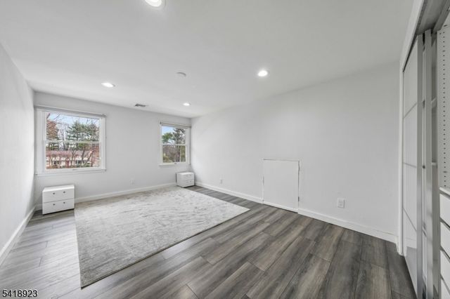 13 Munsey Rd, Emerson Boro, NJ 07630