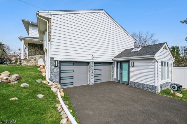 13 Munsey Rd, Emerson Boro, NJ 07630