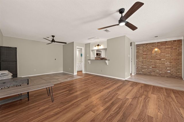 2411 Roman Forest Boulevard, New Caney, TX 77357