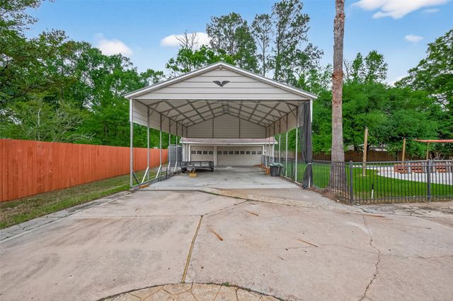 2411 Roman Forest Boulevard, New Caney, TX 77357