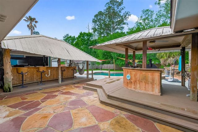 2411 Roman Forest Boulevard, New Caney, TX 77357