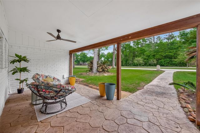 2411 Roman Forest Boulevard, New Caney, TX 77357