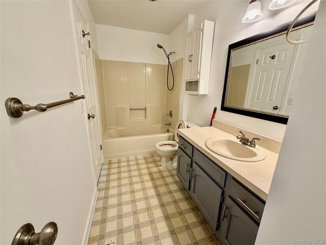 27 Wintergreen Court, Montgomery, NY 12549