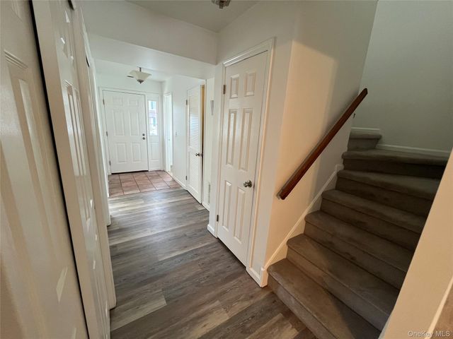 27 Wintergreen Court, Montgomery, NY 12549