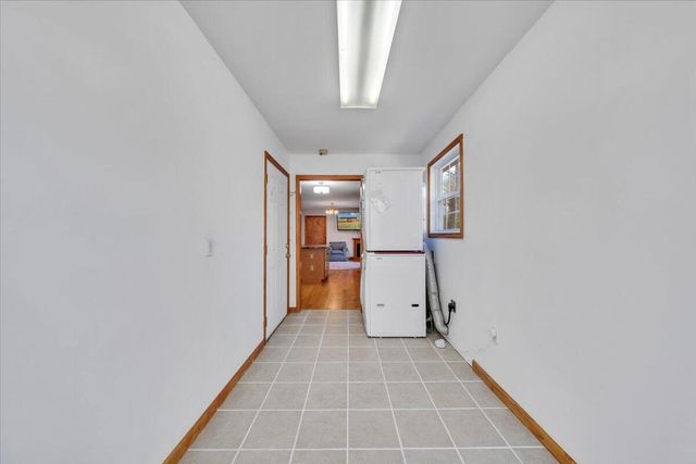 330 Chestnut Forest DR, Hardy, VA 24101