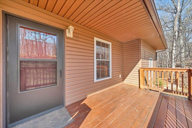 330 Chestnut Forest DR, Hardy, VA 24101