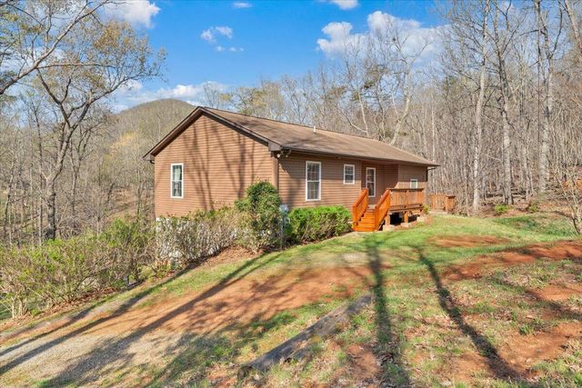 330 Chestnut Forest DR, Hardy, VA 24101