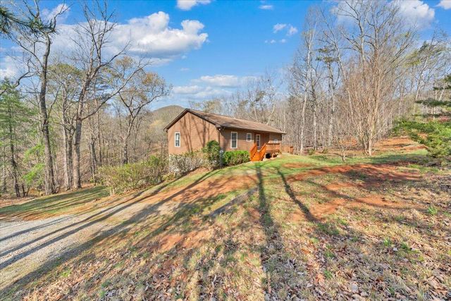 330 Chestnut Forest DR, Hardy, VA 24101