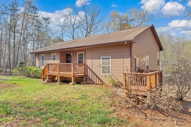 330 Chestnut Forest DR, Hardy, VA 24101