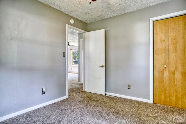 521 Sheridan Street, Crown Point, IN 46307