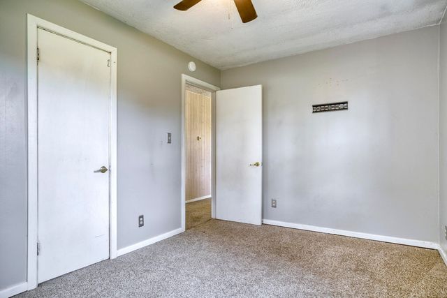 521 Sheridan Street, Crown Point, IN 46307