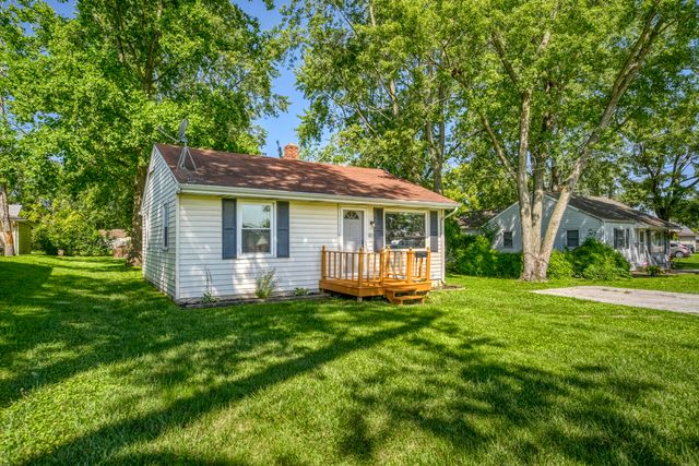 521 Sheridan Street, Crown Point, IN 46307