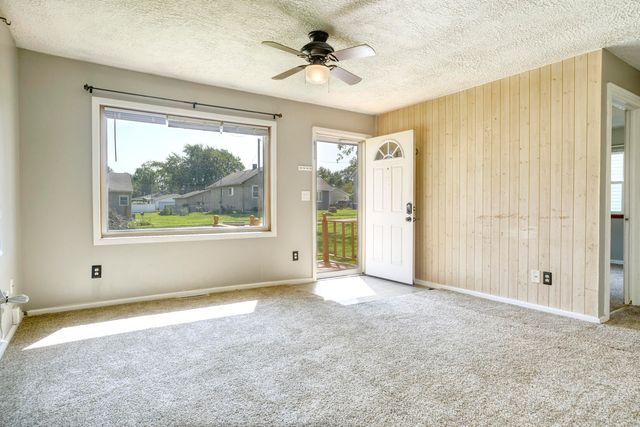 521 Sheridan Street, Crown Point, IN 46307