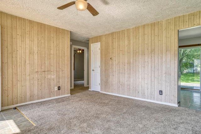 521 Sheridan Street, Crown Point, IN 46307