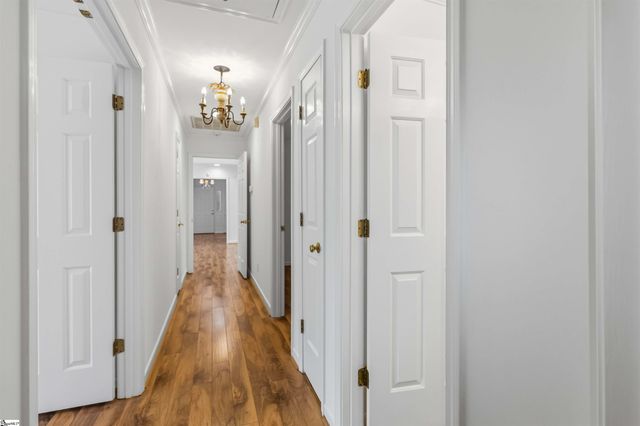 4 Parkins Place, Greenville, SC 29607