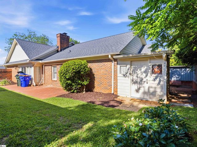 4 Parkins Place, Greenville, SC 29607