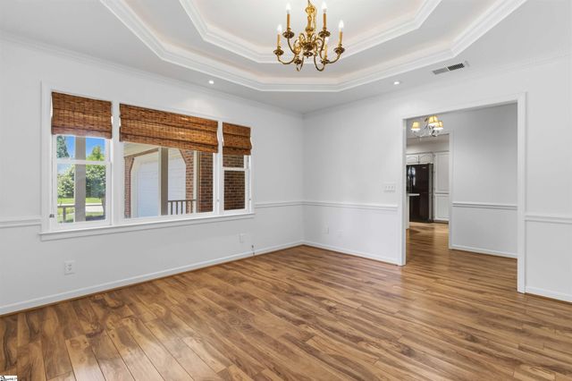 4 Parkins Place, Greenville, SC 29607