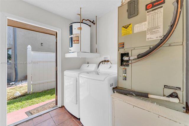2400 SW 87th Ter, Miramar, FL 33025