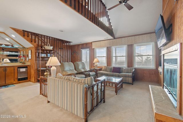 1099 Ocean Boulevard W, Supply, NC 28462