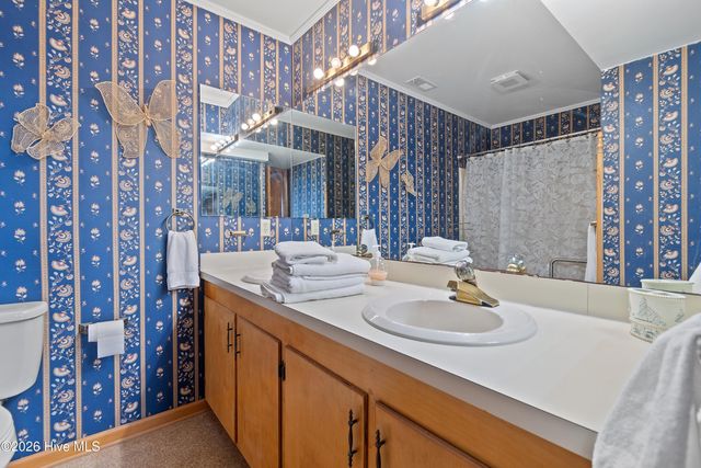 1099 Ocean Boulevard W, Supply, NC 28462