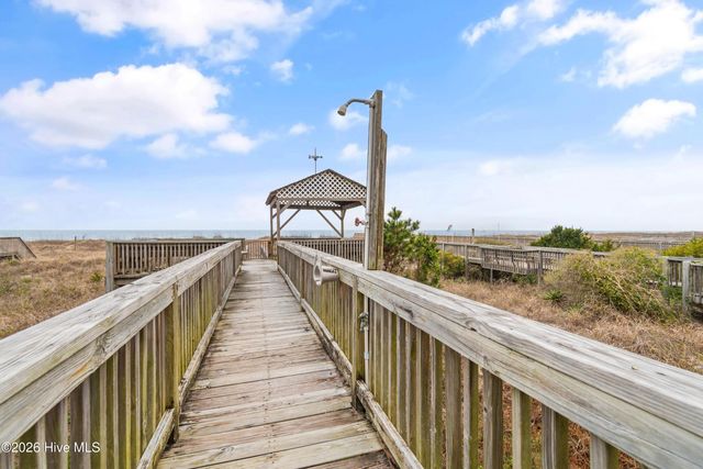 1099 Ocean Boulevard W, Supply, NC 28462