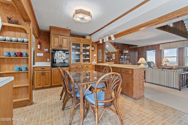 1099 Ocean Boulevard W, Supply, NC 28462